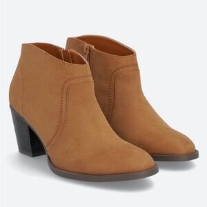 Market & Spruce Brown Ankle Booties